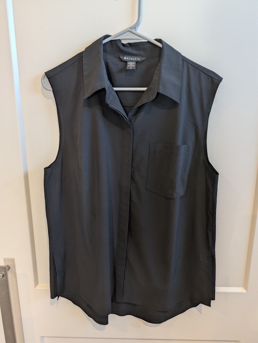 Athleta Everlasting Black Sleeveless Shirt - Large